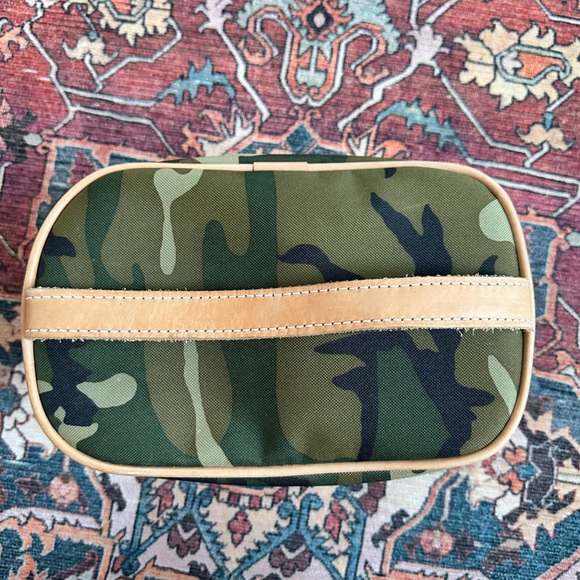 Jon Hart Design Makeup Case - Picture 5 of 7